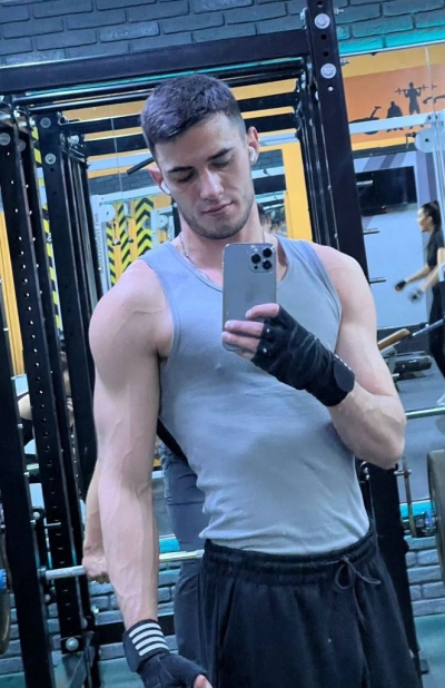 Парень Даня