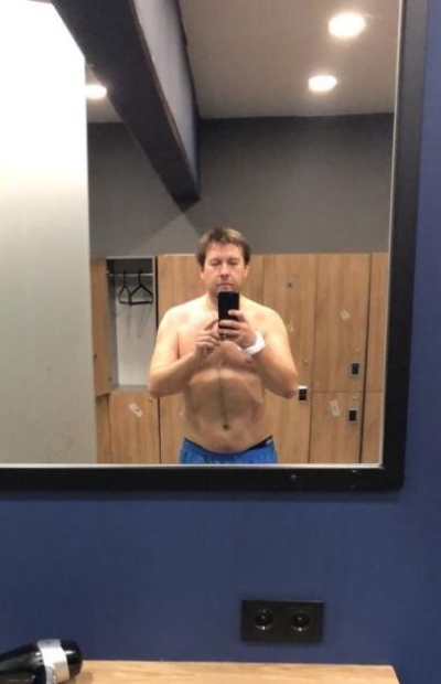 Парень Евгений